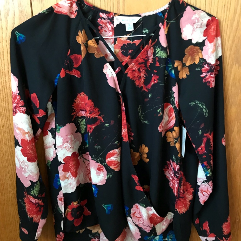Belle Sky Floral V-Neck Business Casual Shirt
